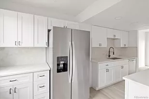 8612 Carr Loop, Arvada, CO 80005 - Photo 6