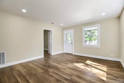 321 Stuart Street, Denver, CO 80219 - Photo 4