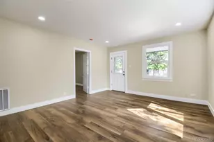 321 Stuart St, Denver, CO 80219 - Photo 4