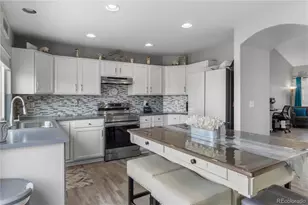 2779 S Waco Way, Aurora, CO 80013 - Photo 8