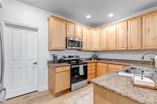 8853 Edinburgh Cir, Highlands Ranch, CO 80129 - Photo 14