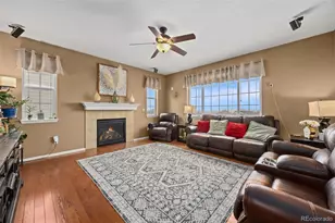 22389 E Chenango Dr, Aurora, CO 80015 - Photo 8