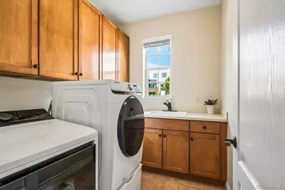 8663 E 29th Place, Denver, CO 80238 - Photo 34