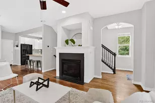10580 E 28th Pl, Denver, CO 80238 - Photo 6