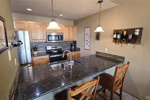 720 Lakepoint Dr, Frisco, CO 80443 - Photo 6