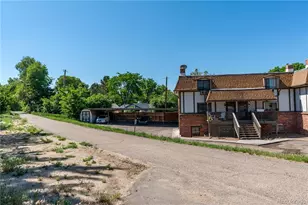 2700 S Holly St, Denver, CO 80222 - Photo 18