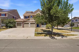 15395 E 117th Pl, Commerce City, CO 80022 - Photo 2