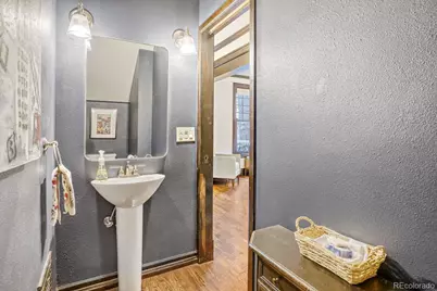 2209 Ash Street, Denver, CO 80207 - Photo 16