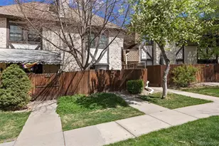7250 Eastmoor Dr, Denver, CO 80237 - Photo 14