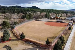 7085 Kiowa Rd, Larkspur, CO 80118 - Photo 40