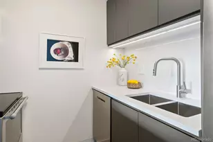 2 Adams St, Denver, CO 80206 - Photo 8