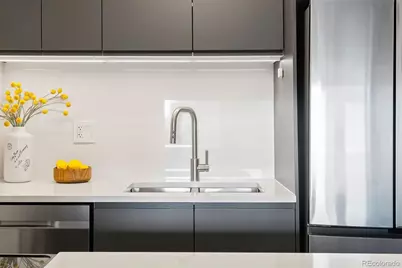 2 Adams Street #806, Denver, CO 80206 - Photo 18