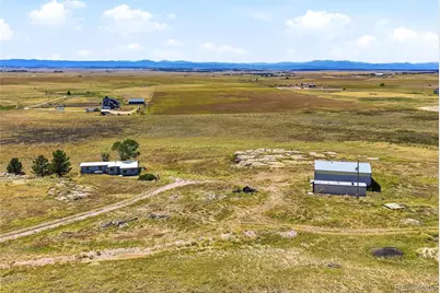 911 Private Road 112, Elizabeth, CO 80107 - Photo 2