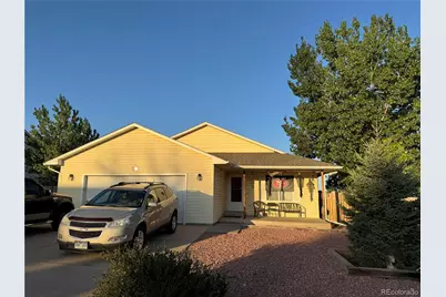 90 S Dickson Street, Keenesburg, CO 80643 - Photo 1