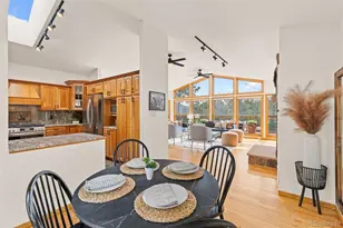30281 Peggy Ln, Evergreen, CO 80439 - Photo 6