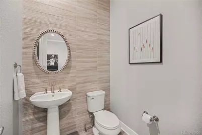 27600 E Lakeview Drive, Aurora, CO 80016 - Photo 26