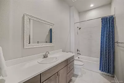 27600 E Lakeview Drive, Aurora, CO 80016 - Photo 38