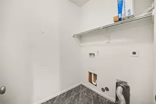18754 Robins Dr, Denver, CO 80249 - Photo 12
