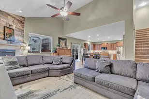 24348 E Brandt Ave, Aurora, CO 80016 - Photo 18