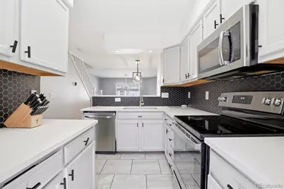 8290 S Fillmore Circle, Centennial, CO 80122 - Photo 6