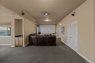 26656 E Peakview Dr, Aurora, CO 80016 - Photo 36