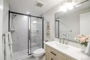 306 E Maplewood Ave, Littleton, CO 80121 - Photo 36