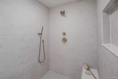 306 E Maplewood Avenue, Littleton, CO 80121 - Photo 32