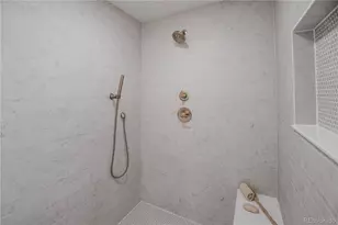 306 E Maplewood Ave, Littleton, CO 80121 - Photo 32