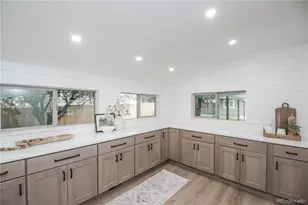 306 E Maplewood Ave, Littleton, CO 80121 - Photo 10