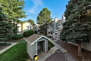 922 S Walden St, Aurora, CO 80017 - Photo 12