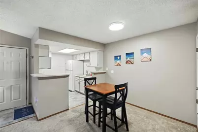 922 S Walden Street #201, Aurora, CO 80017 - Photo 4