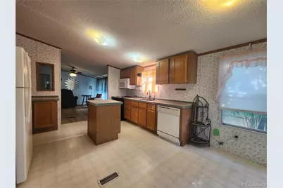 1400 S Collyer Street S, Longmont, CO 80501 - Photo 4