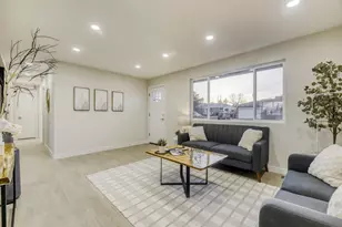 550 S Otis St, Lakewood, CO 80226 - Photo 4