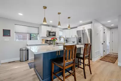 1070 W Oxford Avenue, Englewood, CO 80110 - Photo 2