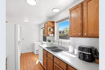 10881 Ingalls Circle, Westminster, CO 80020 - Photo 18
