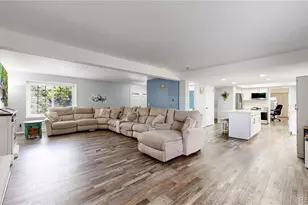 3745 S Walden Way, Aurora, CO 80013 - Photo 4
