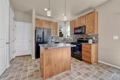 490 Dukes Way, Dacono, CO 80514 - Photo 12