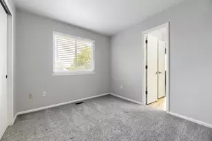 9742 Spring Hill Pl, Littleton, CO 80129 - Photo 20