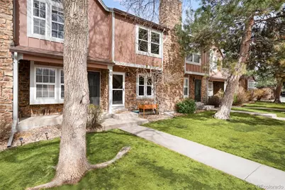 1237 S Flower Circle #D, Lakewood, CO 80232 - Photo 4