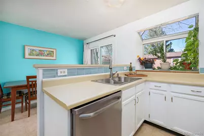 1237 S Flower Circle #D, Lakewood, CO 80232 - Photo 18