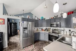 4165 S Granby Cir, Aurora, CO 80014 - Photo 10