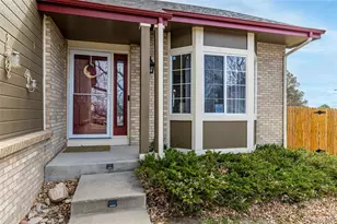4165 S Granby Cir, Aurora, CO 80014 - Photo 4