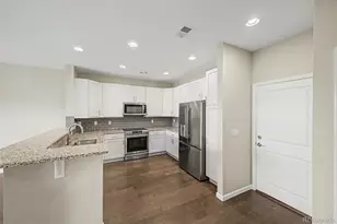 1791 S Buchanan Cir, Aurora, CO 80018 - Photo 18