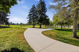 1041 Florence St, Aurora, CO 80010 - Photo 24