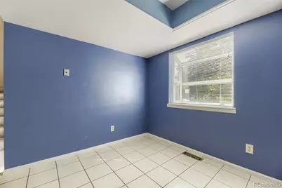 2405 S Worchester Court #B, Aurora, CO 80014 - Photo 8