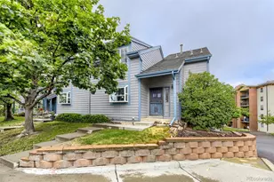 2405 S Worchester Ct, Aurora, CO 80014 - Photo 1