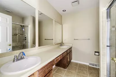 2405 S Worchester Court #B, Aurora, CO 80014 - Photo 18