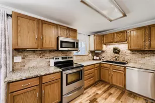 6221 S Ash Cir W, Centennial, CO 80121 - Photo 10