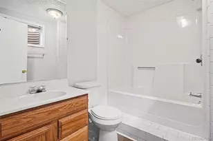 18967 E Mercer Dr, Aurora, CO 80013 - Photo 18