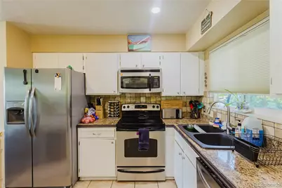 16568 E Lasalle Place, Aurora, CO 80013 - Photo 20
